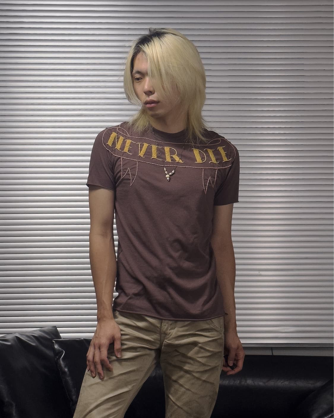 {UNKNOWN} Hand Embroidered Tee  상품이미지1