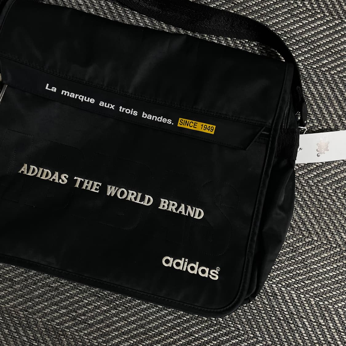 00s 아디다스 올드스쿨 스펠아웃 크로스백y 3651 상품이미지3