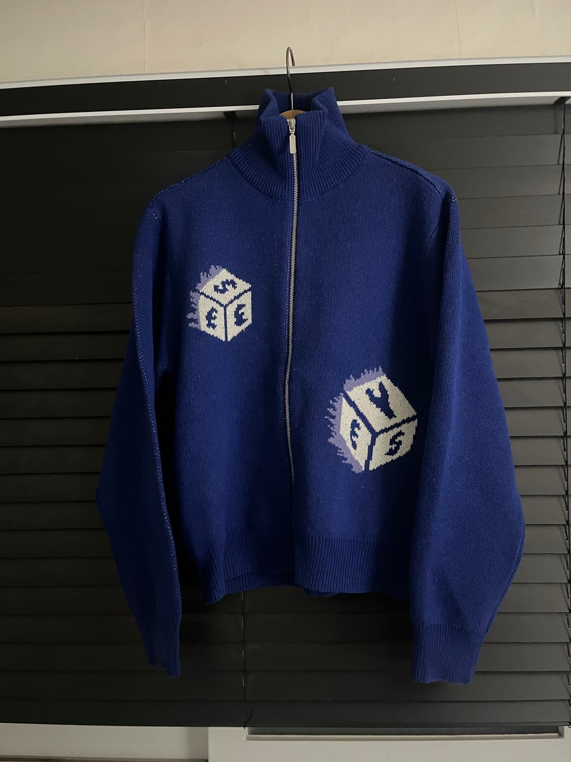 Y.E.S Dice Full Zip-up Knit Cardigan 상품이미지3