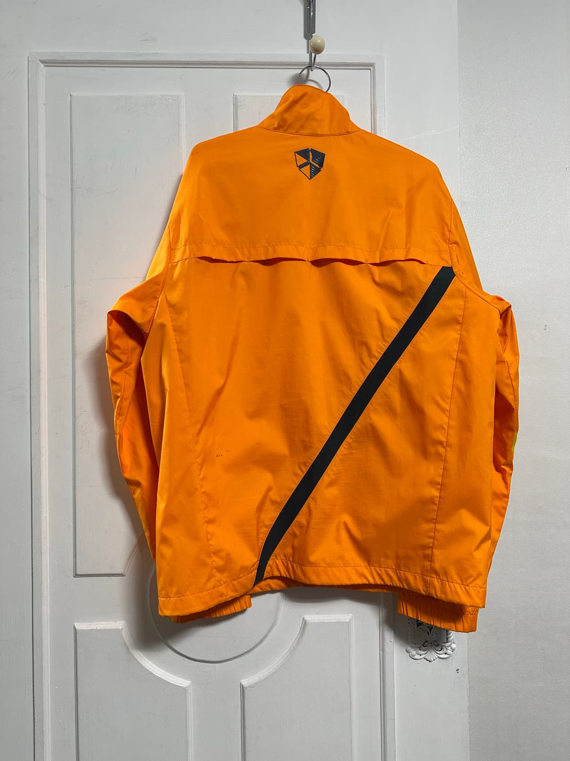 나이키 바르셀로나 바람막이 상품이미지2