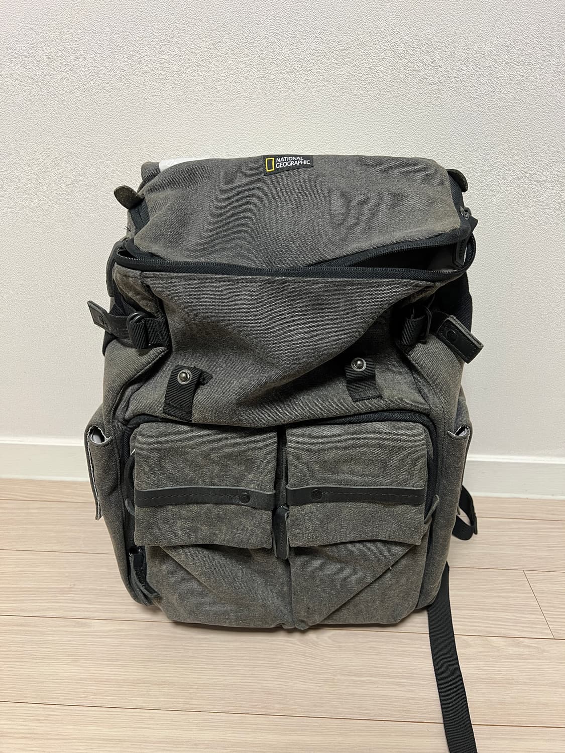 내셔널지오그래픽 빈티지 멀티 포켓 백팩 / 카메라 수납 가능 상품이미지5