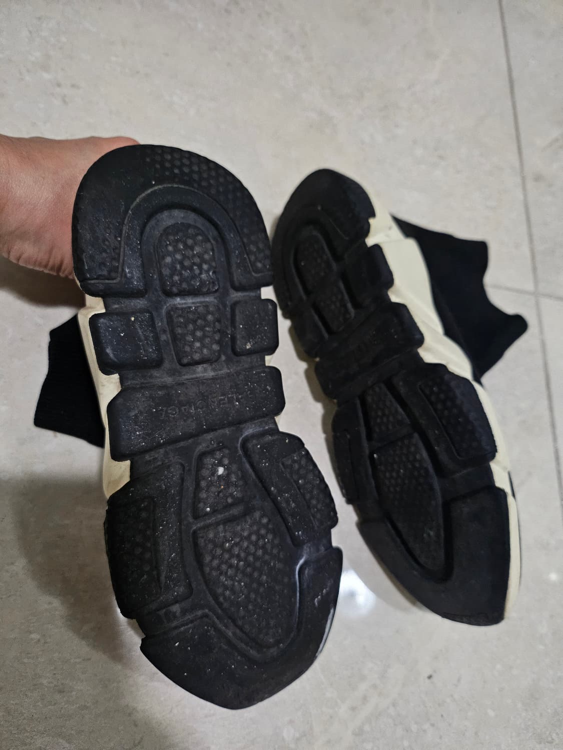 발렌시아가  상품이미지6