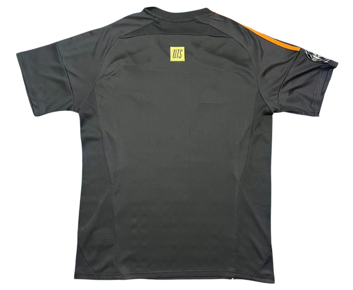 25/26 아스날 X NTS 유니폼 상품이미지3