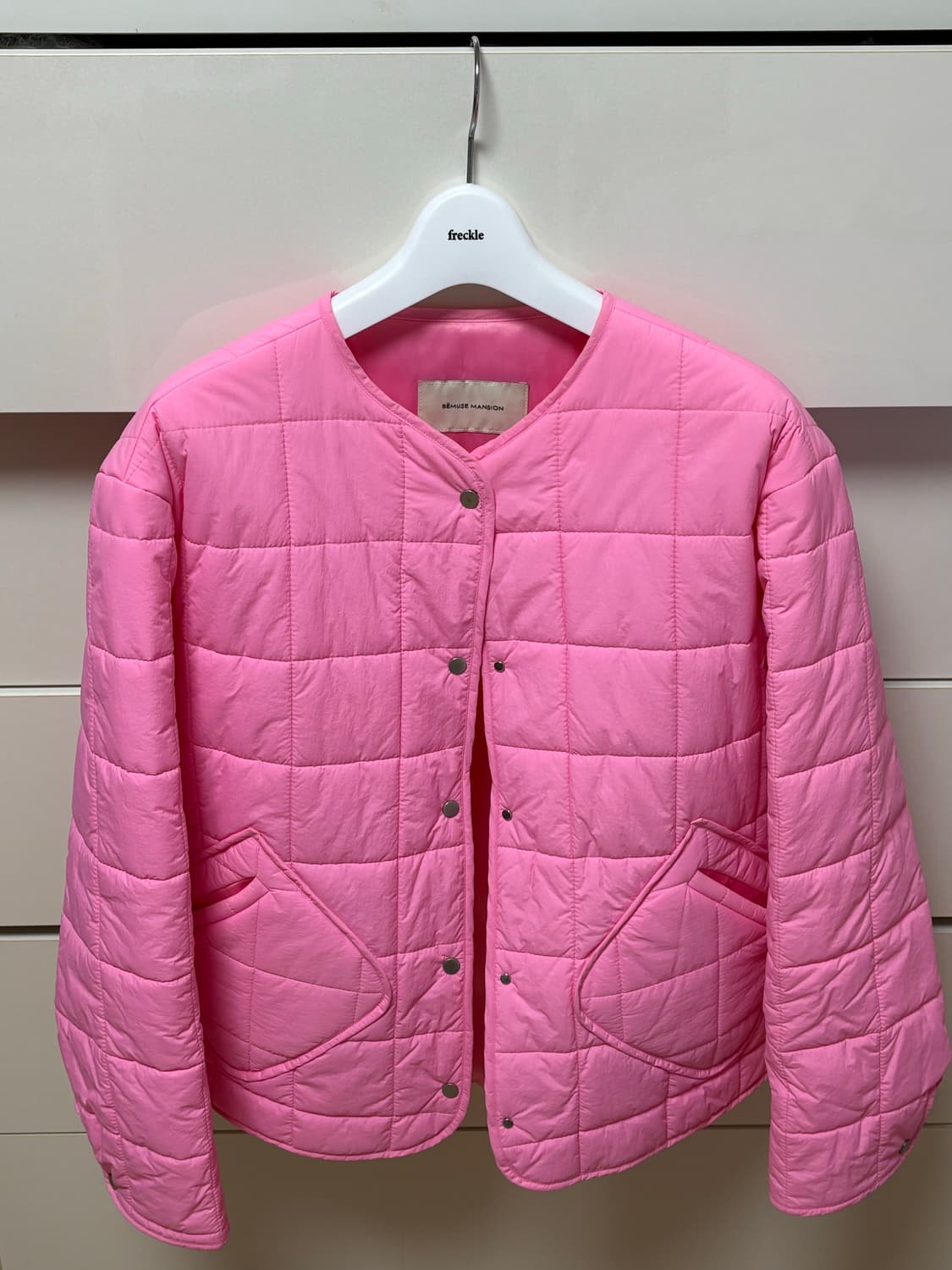 [비뮤즈맨션] Square quilted jumper - pink 상품이미지2
