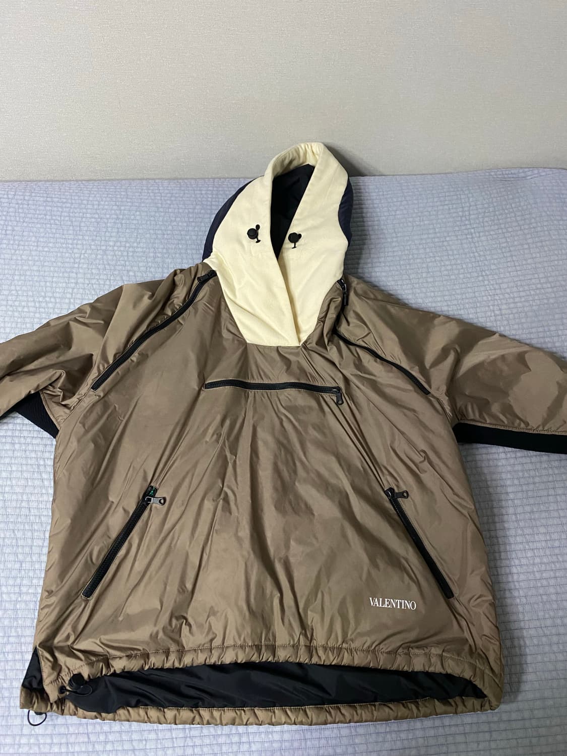 21FW 발렌티노 WV3CJG25 후드 맨투맨 (네고 가능) 상품이미지1