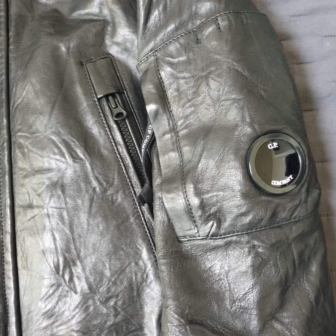 CP 컴퍼니 가죽 롱 코트 상품이미지3