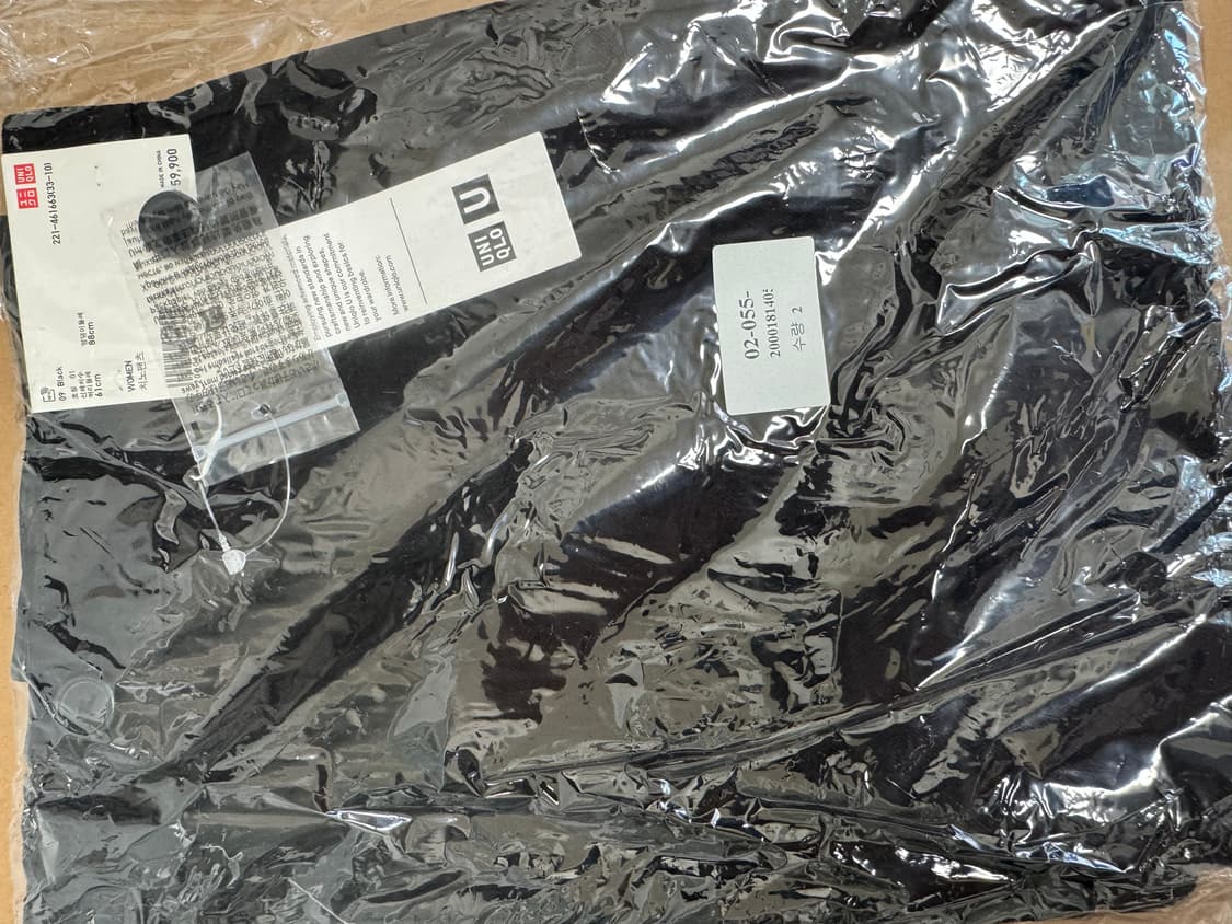 유니클로 블랙 치노팬츠 상품이미지1