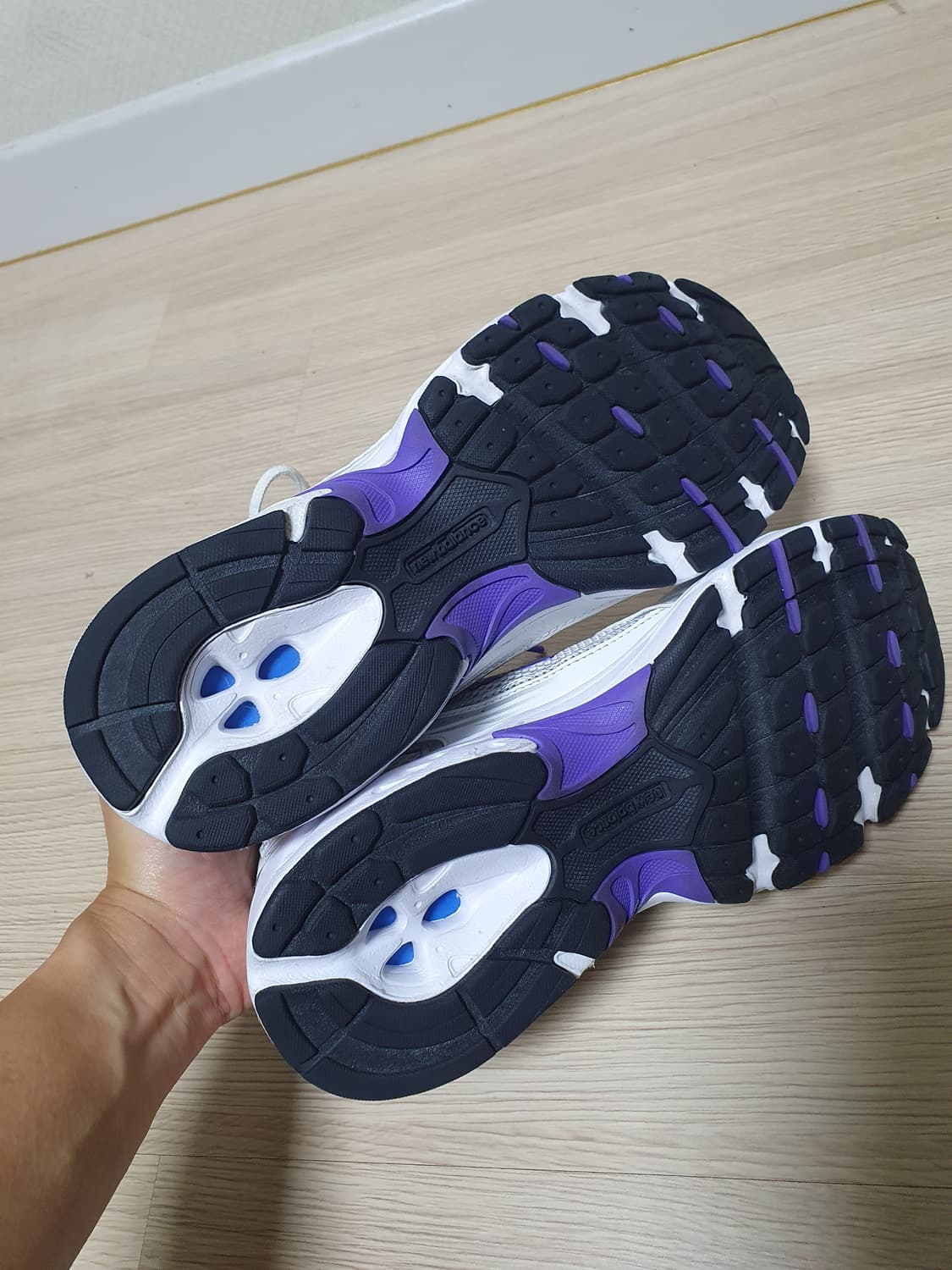 뉴발란스 530 화이트/퍼플 운동화 260 상품이미지8