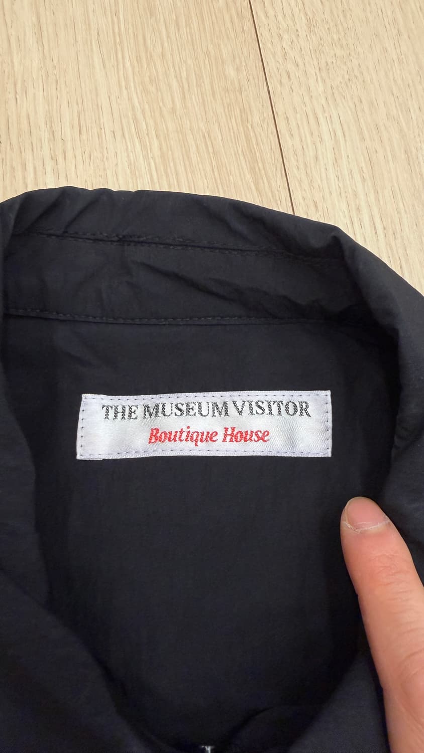 현재 단종된 더뮤지엄비지터 블랙 하트 포인트 자켓 M 상품이미지8