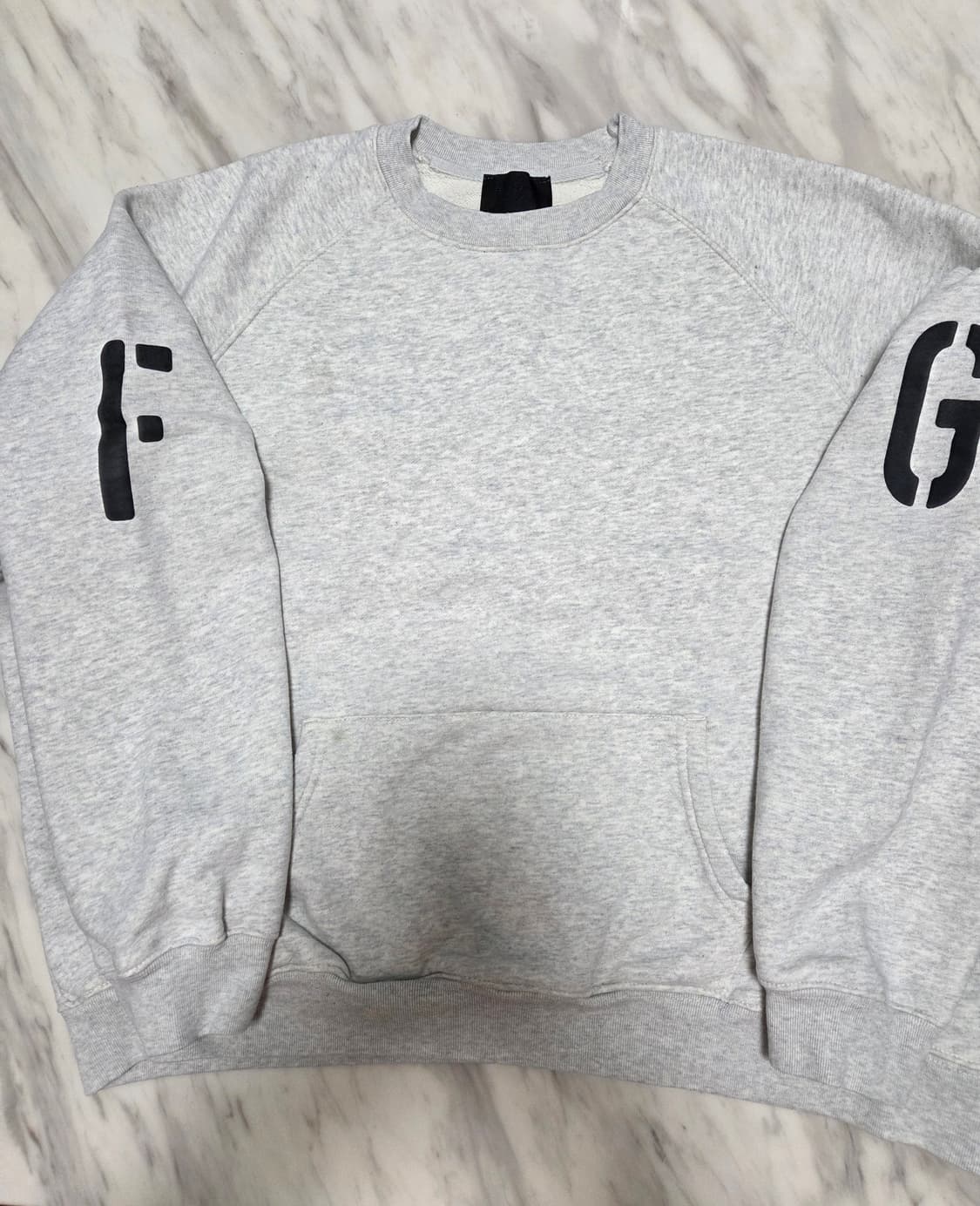 피어오브갓 FG로고 스웻 맨투맨 상품이미지1