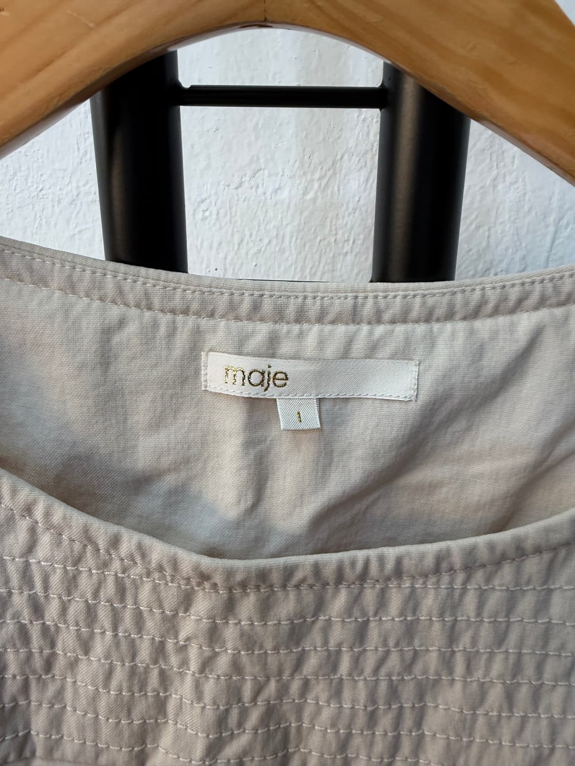 정품) 마쥬 베이지 민소매 블라우스 1 상품이미지7