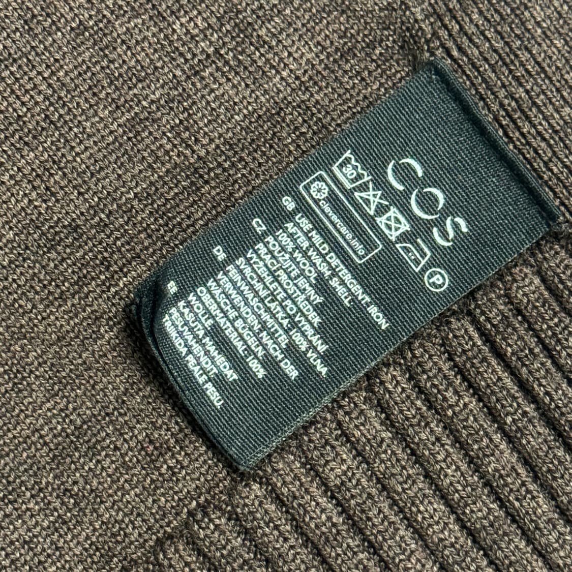 COS 코스 컬러블록 울 터틀넥 니트 상품이미지6