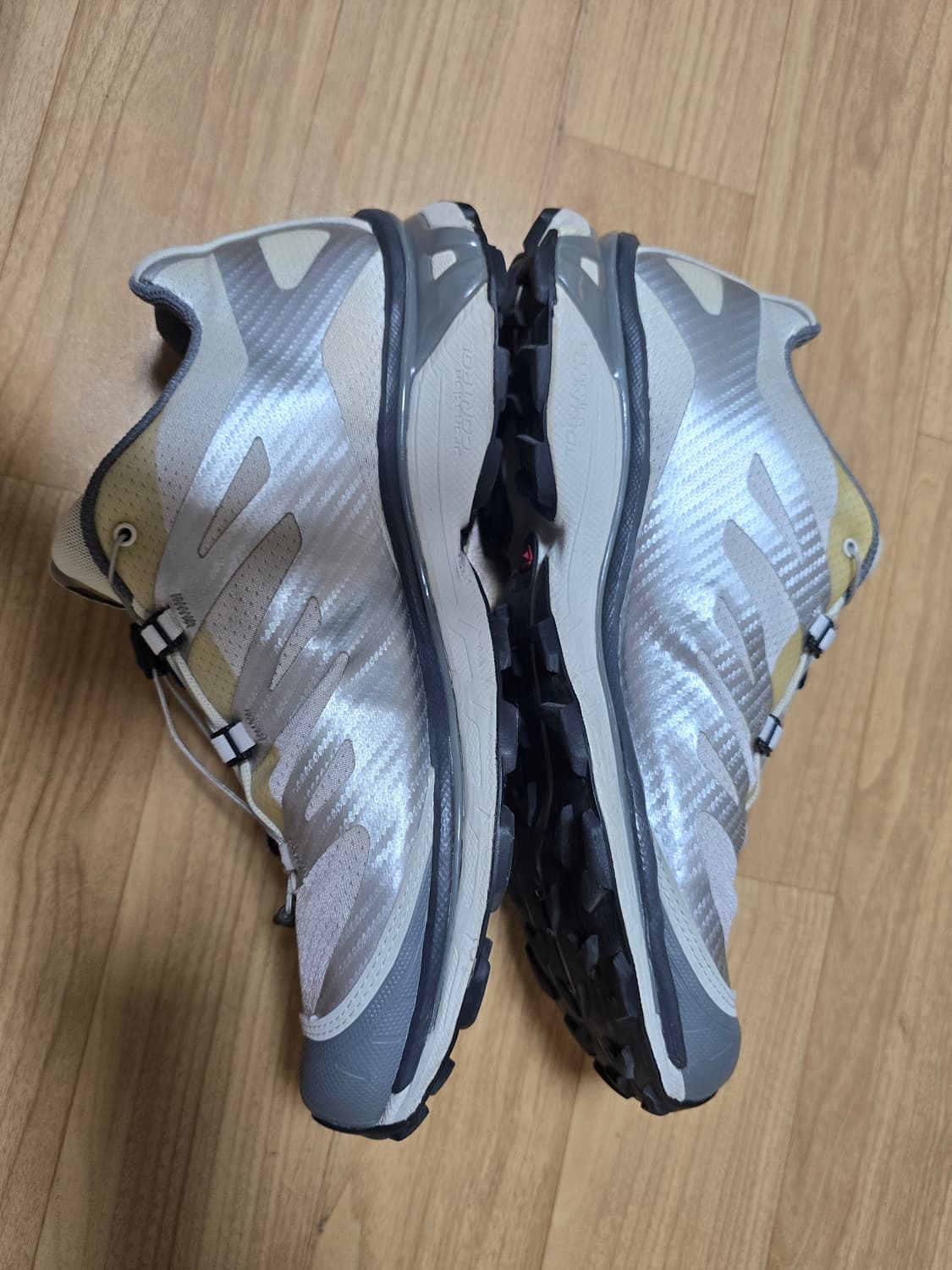 살로몬xt4 실버메탈릭 295 살로몬 xt6 상품이미지9