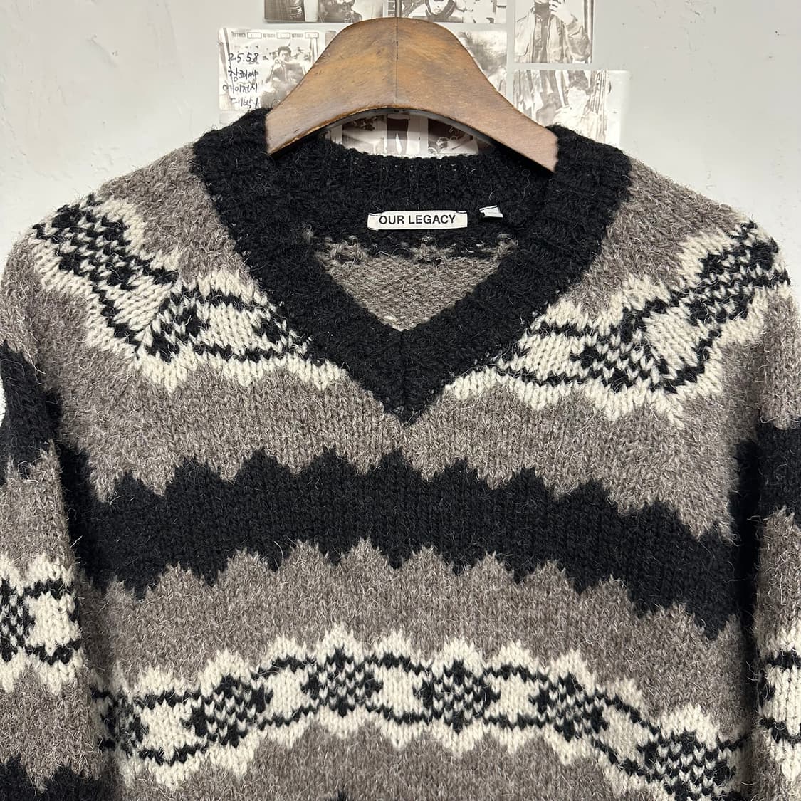 아워레가시 그린란드 V넥 스웨터 상품이미지3