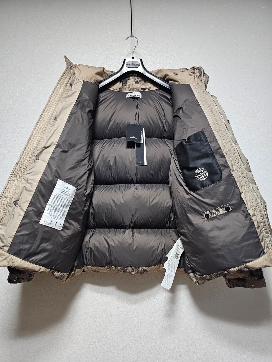 스톤아일랜드 EARTH MAPPING 카모플라쥬 다운 자켓 (새상품) 1 상품이미지5