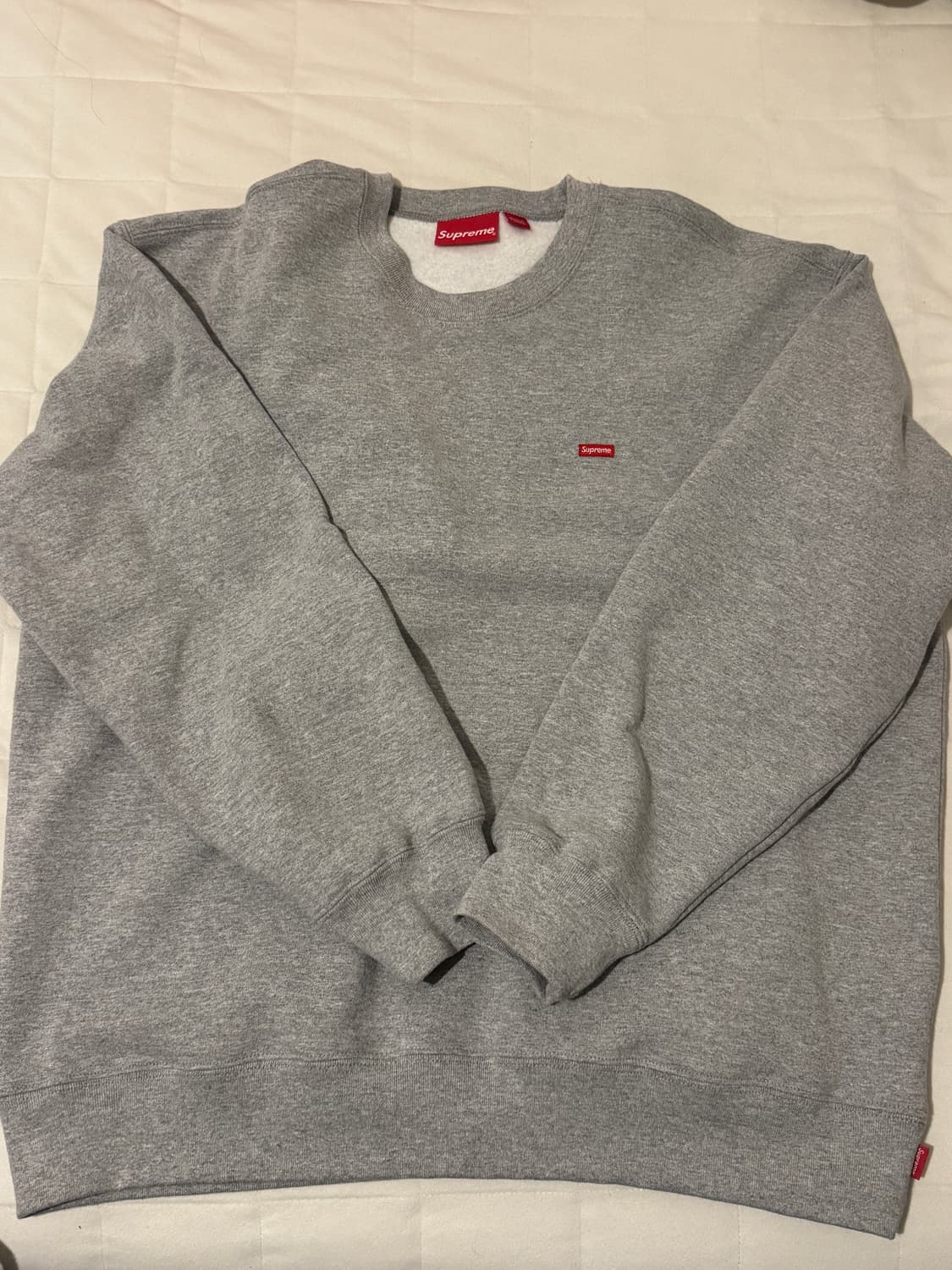 슈프림 스몰로고 맨투맨  상품이미지1