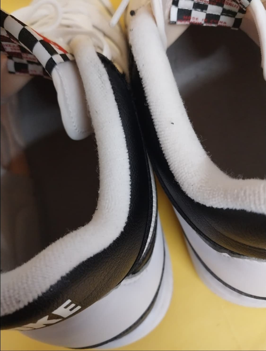 남성 나이키 맥 어택 QS SP 블랙앤화이트 운동화 (285) 상품이미지6