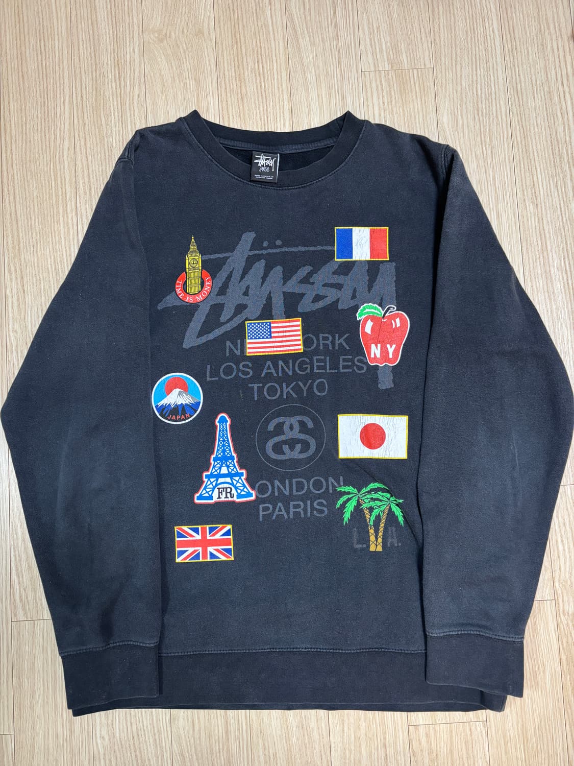 스투시 월드투어 국기 스웻셔츠 (L) 상품이미지1