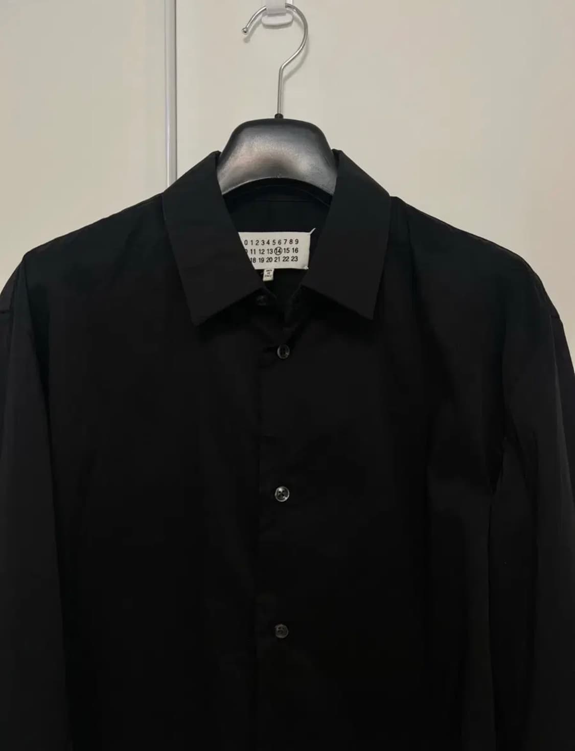 마르지엘라 크링클셔츠 블랙 상품이미지1