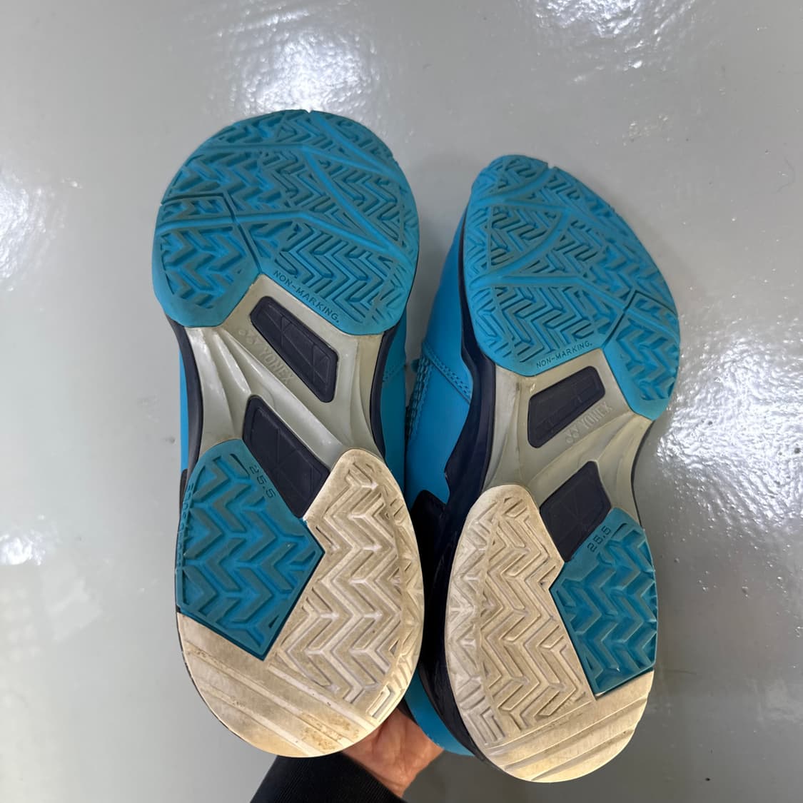 255 요넥스 파워쿠션 루미오 0304T 상품이미지4