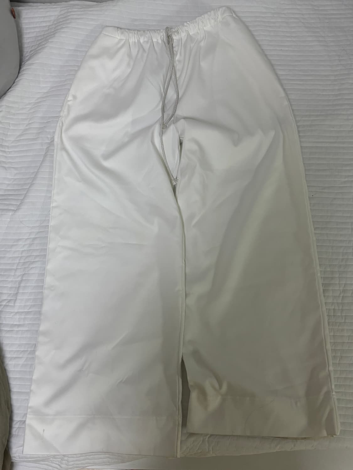 소우소우 화이트 팬츠 상품이미지1