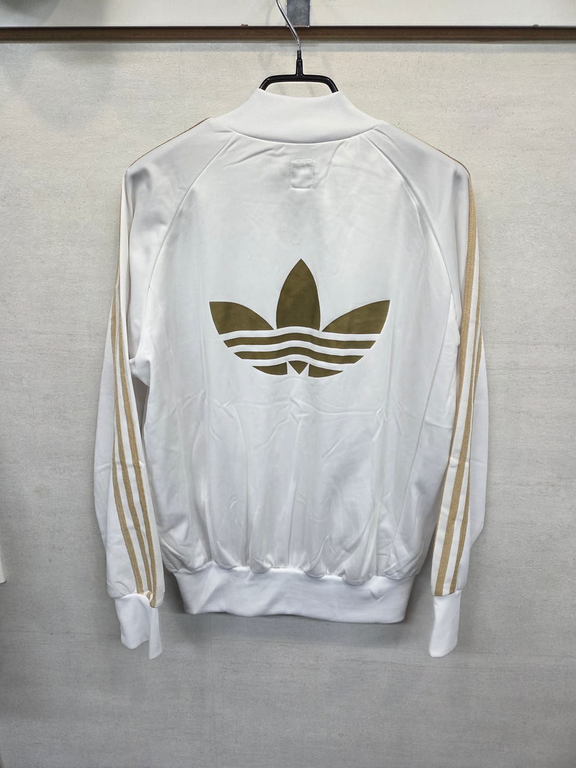 아디다스 빅트레포일 트랙탑 져지 화이트골드 xl 상품이미지2