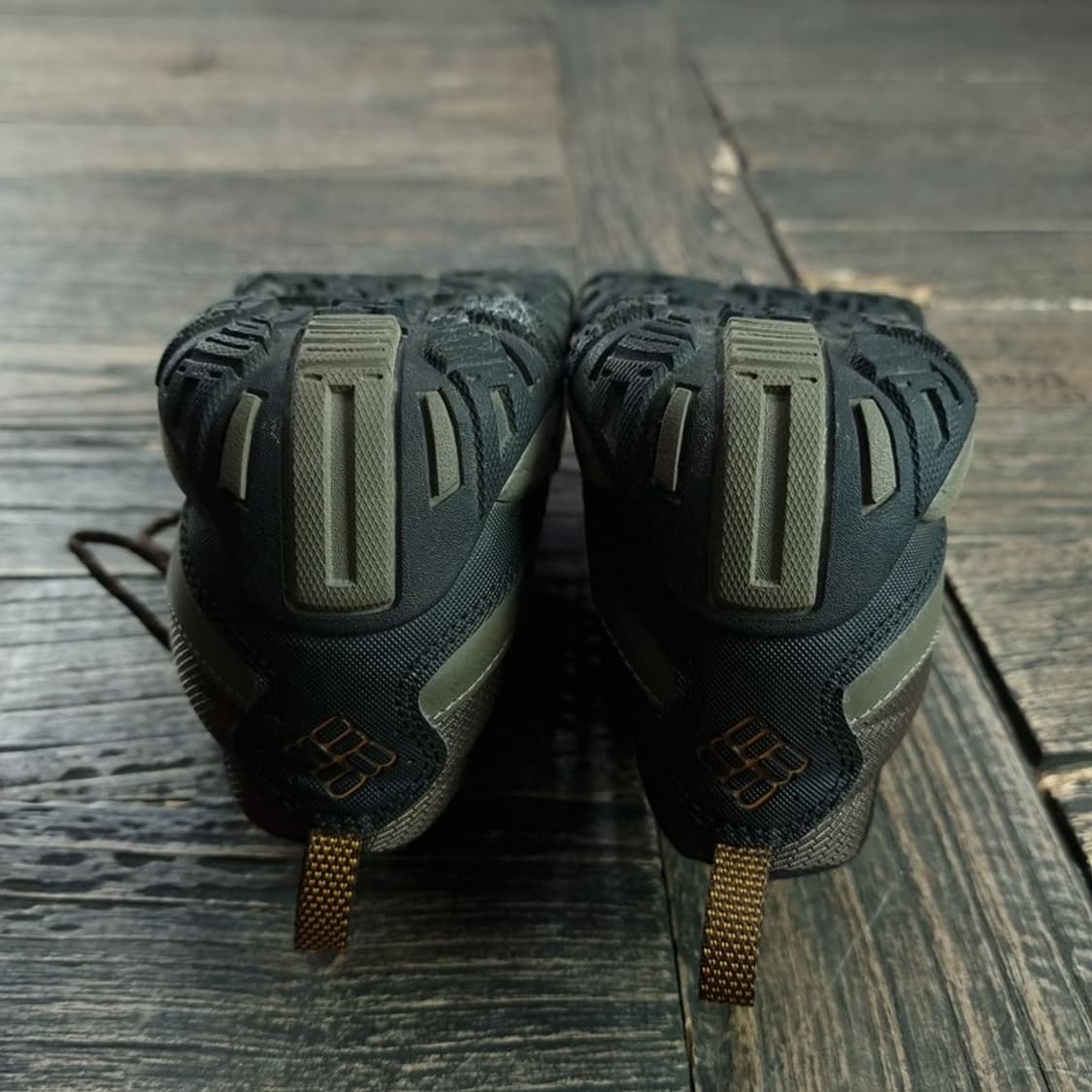 [컬럼비아] 고프코어 트레킹 슈즈 브라운 M19237 상품이미지6