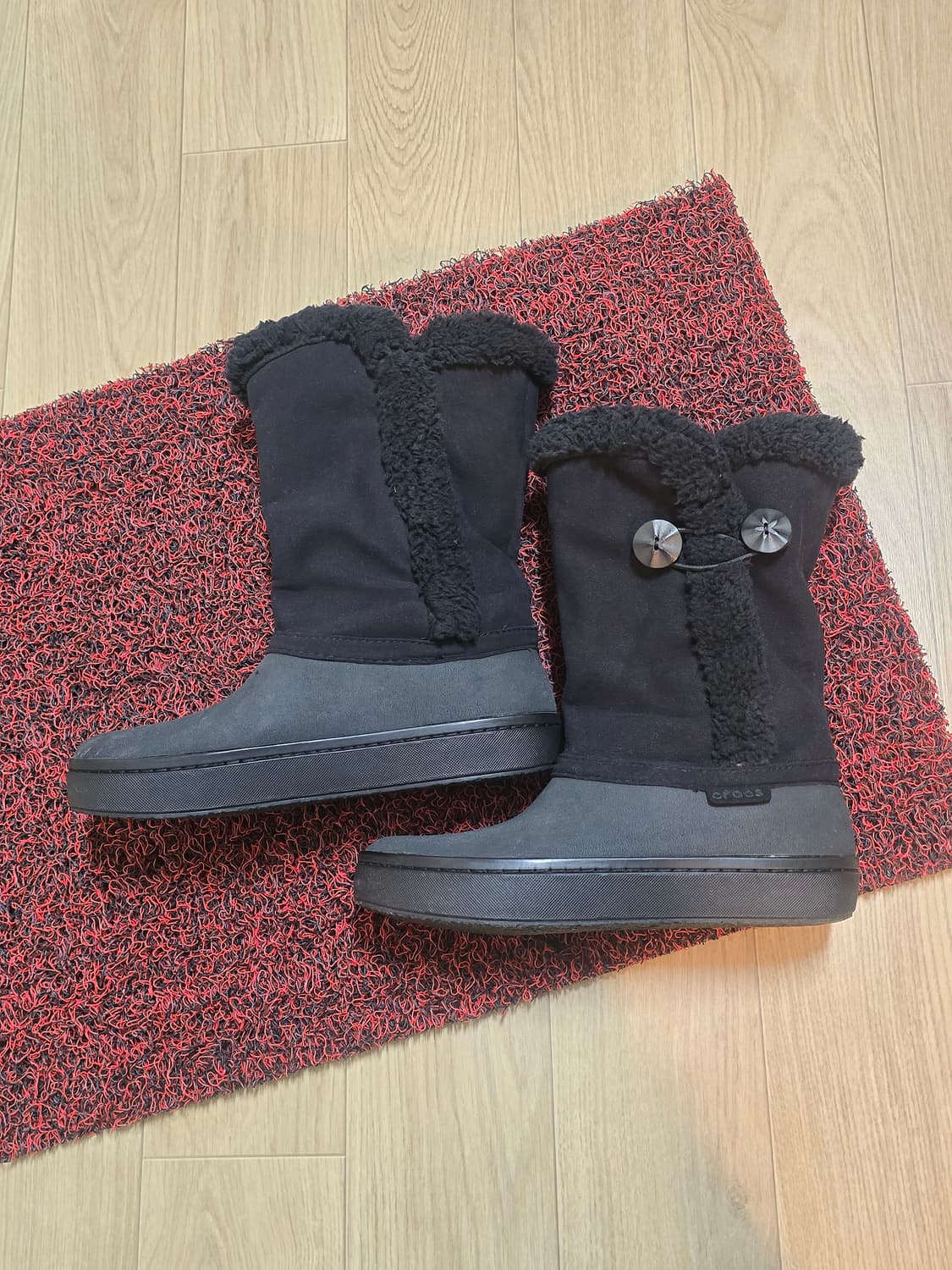 크록스 퍼 부츠 Crocs fur boots 상품이미지1