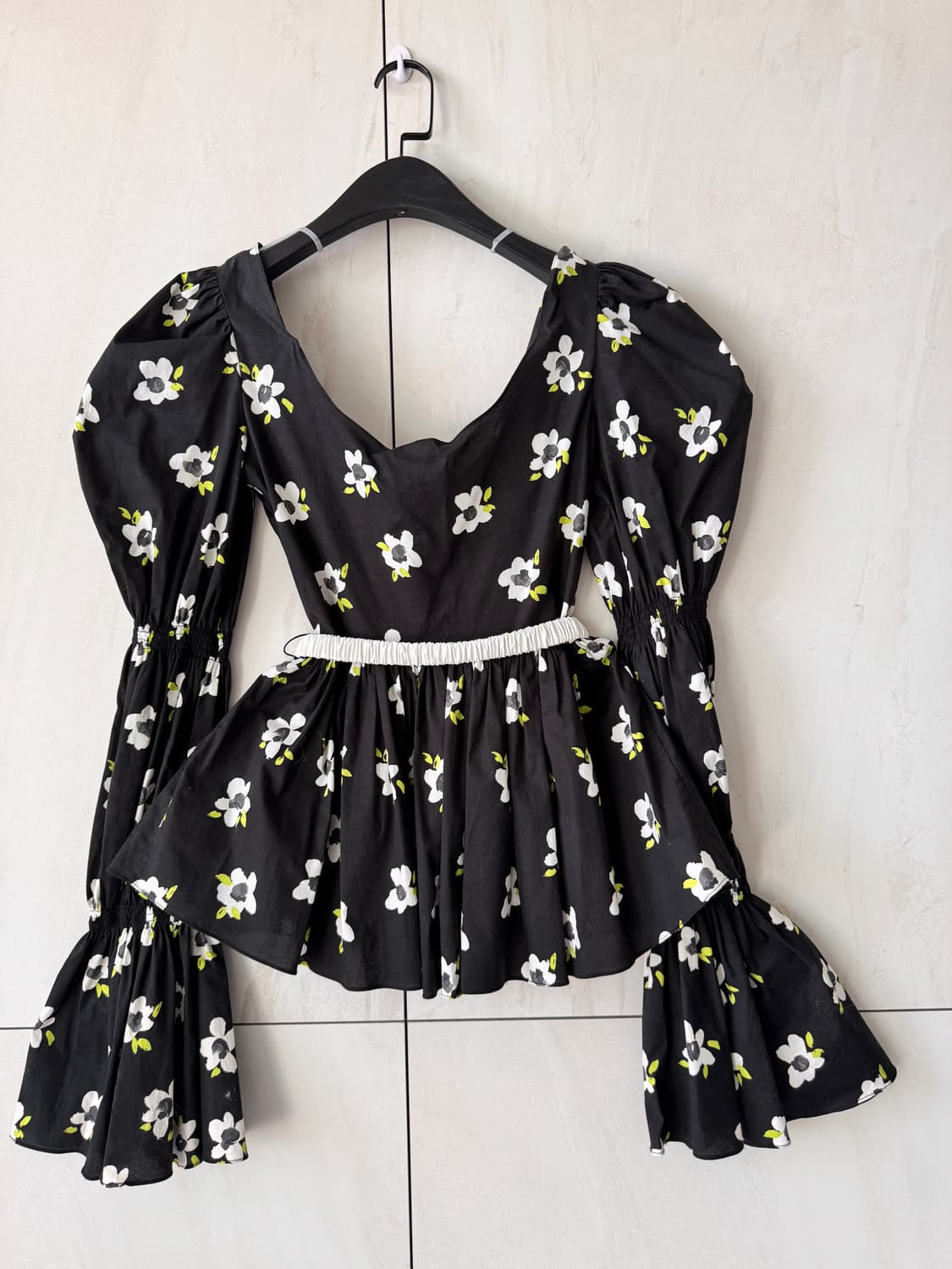 새상품 컨디션Caroline Constas 플로럴 블라우스 made in 상품이미지6