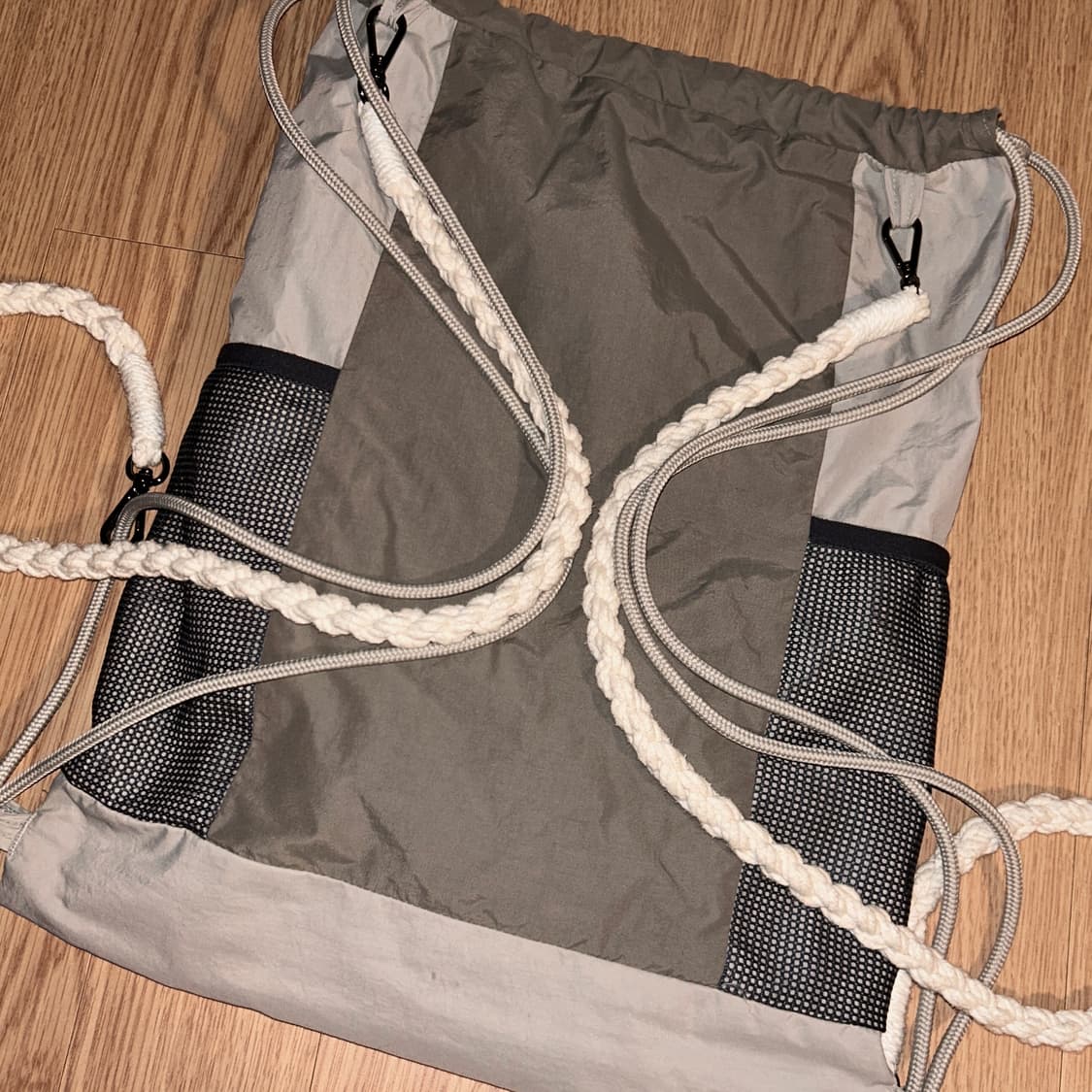 Flareup GYM SACK Gray 가방 팔아요! (새제품) 상품이미지4