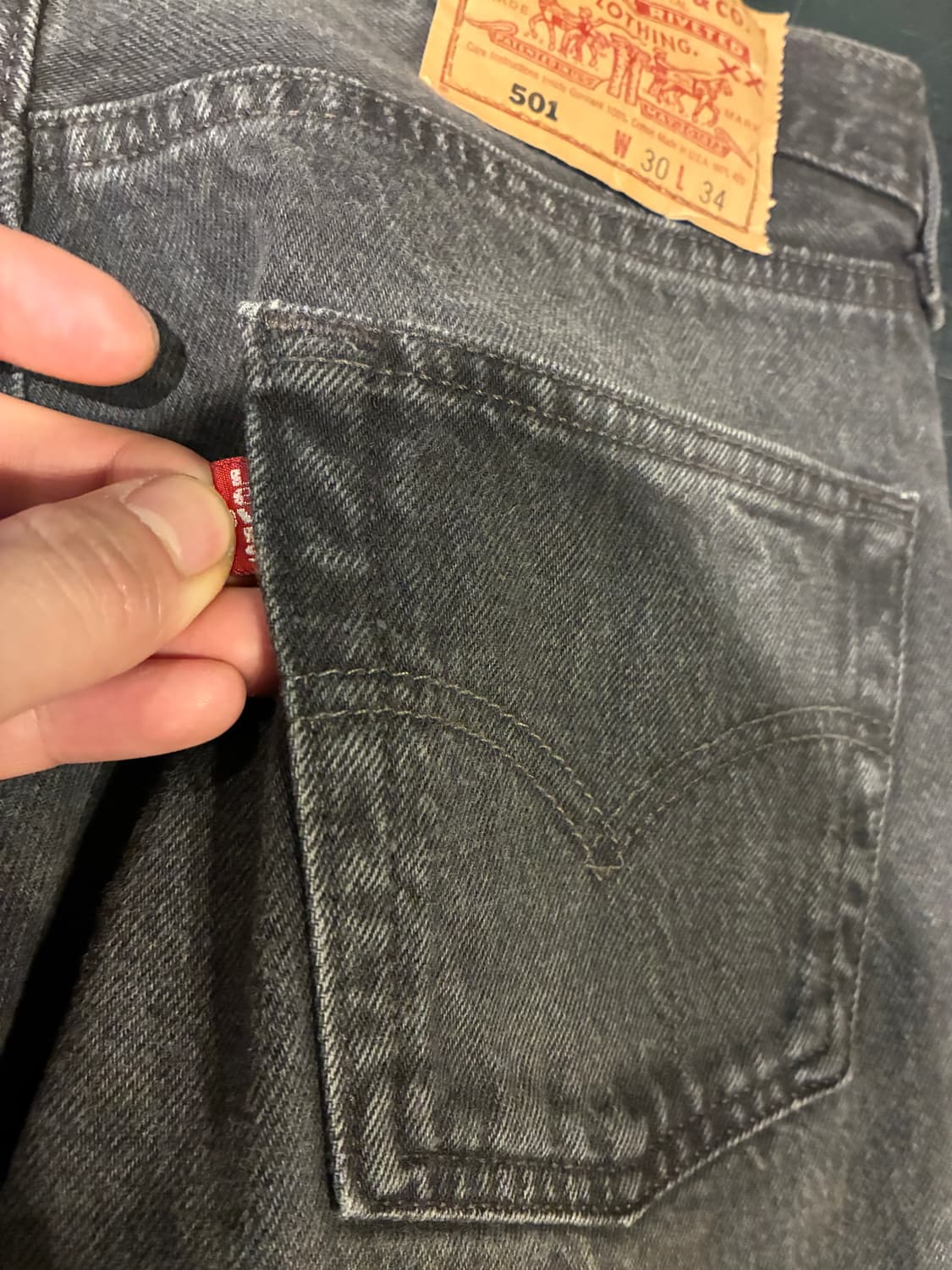 30) 리바이스 501 흑청 데님 made  in USA 상품이미지3