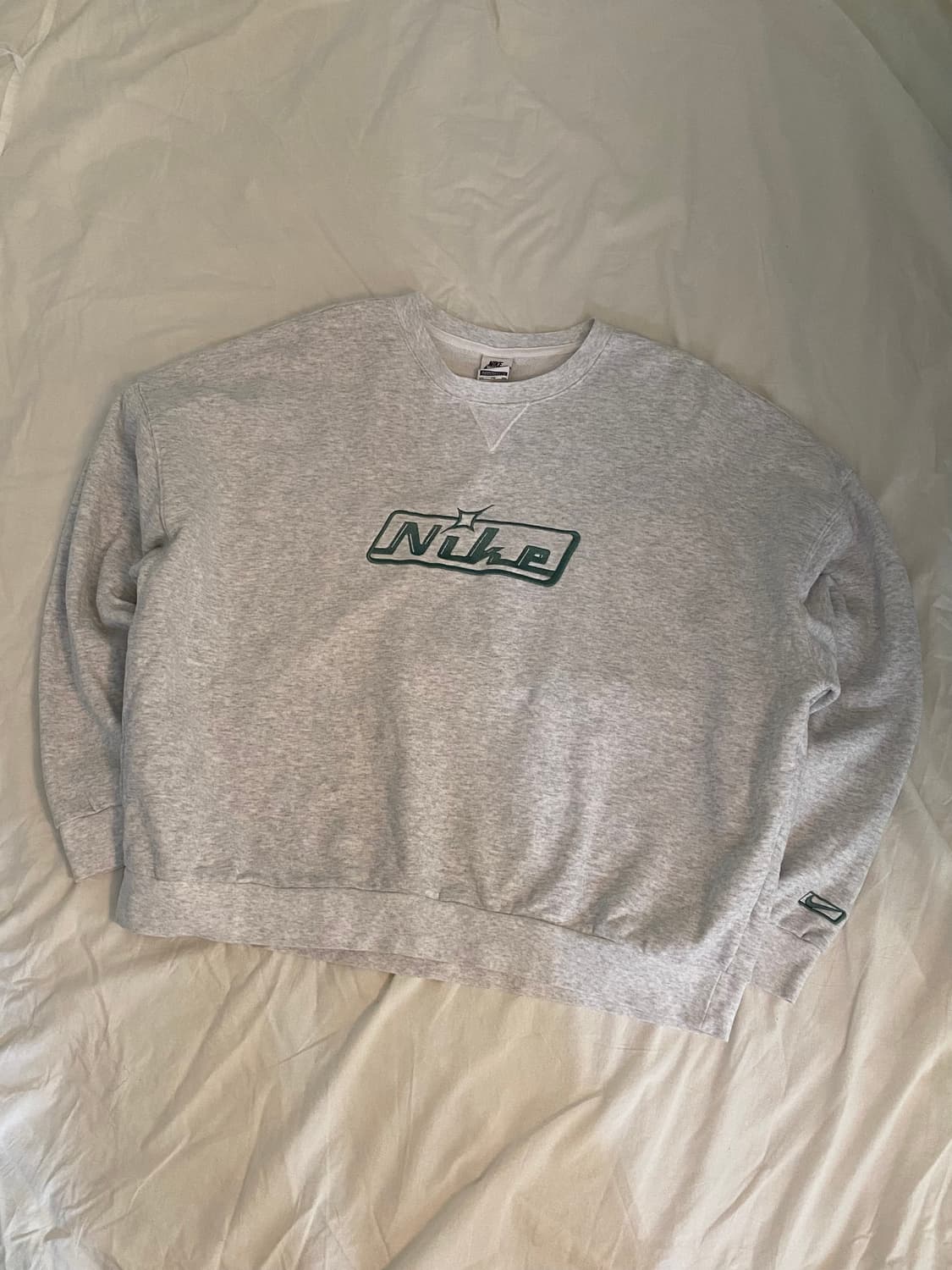 나이키 맨투맨 상품이미지1