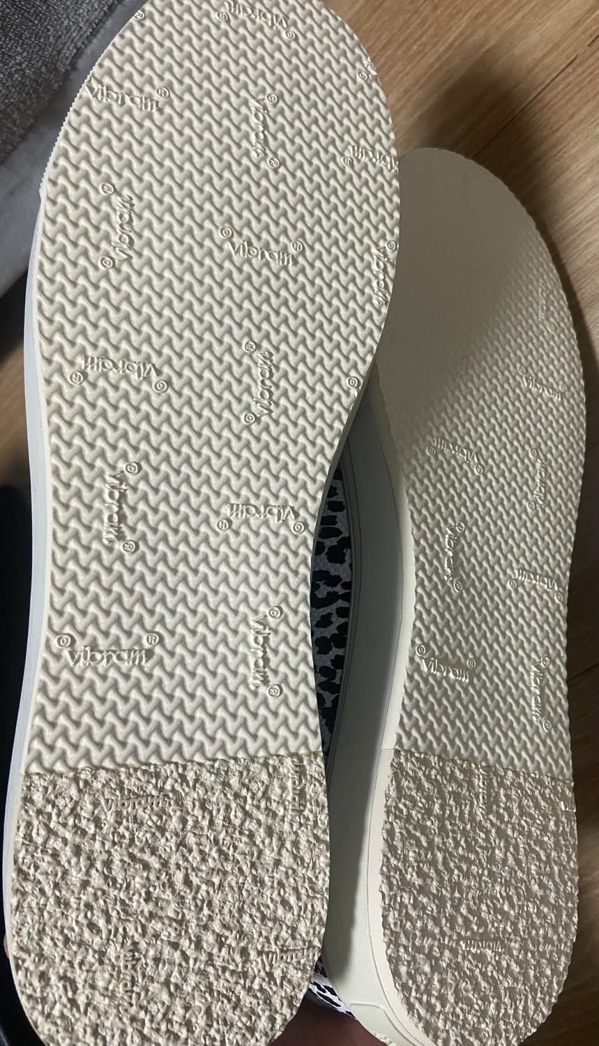 생로랑 앤디스니커즈 베이비캣 레더 42.5 가죽 상품이미지2