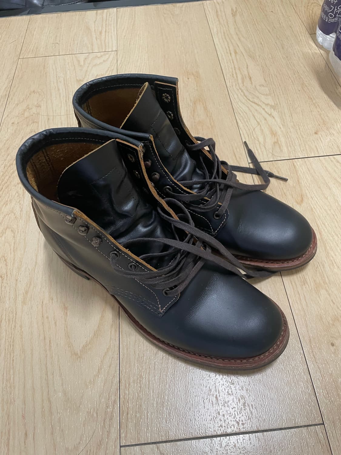 레드윙 9060 플랫박스 255사이즈 상품이미지2