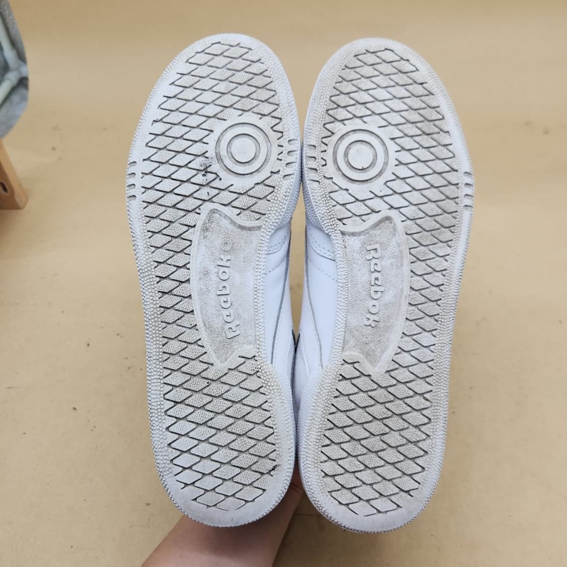 리복 클럽 C 85 화이트 블랙 스니커즈 상품이미지3