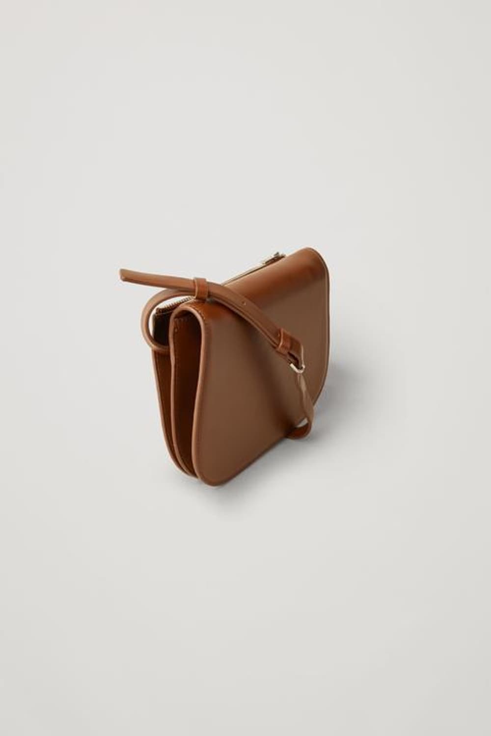 COS 코스 스몰 레더 숄더백 가죽 미니백 상품이미지4