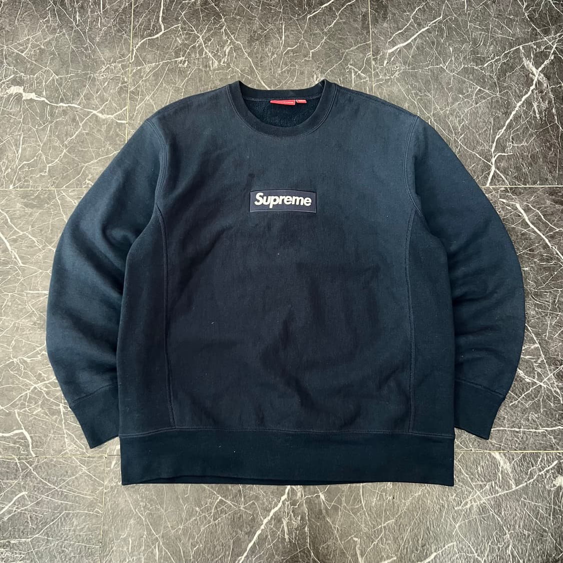 슈프림 18FW 박스로고 크루넥 스웻 맨투맨 상품이미지2