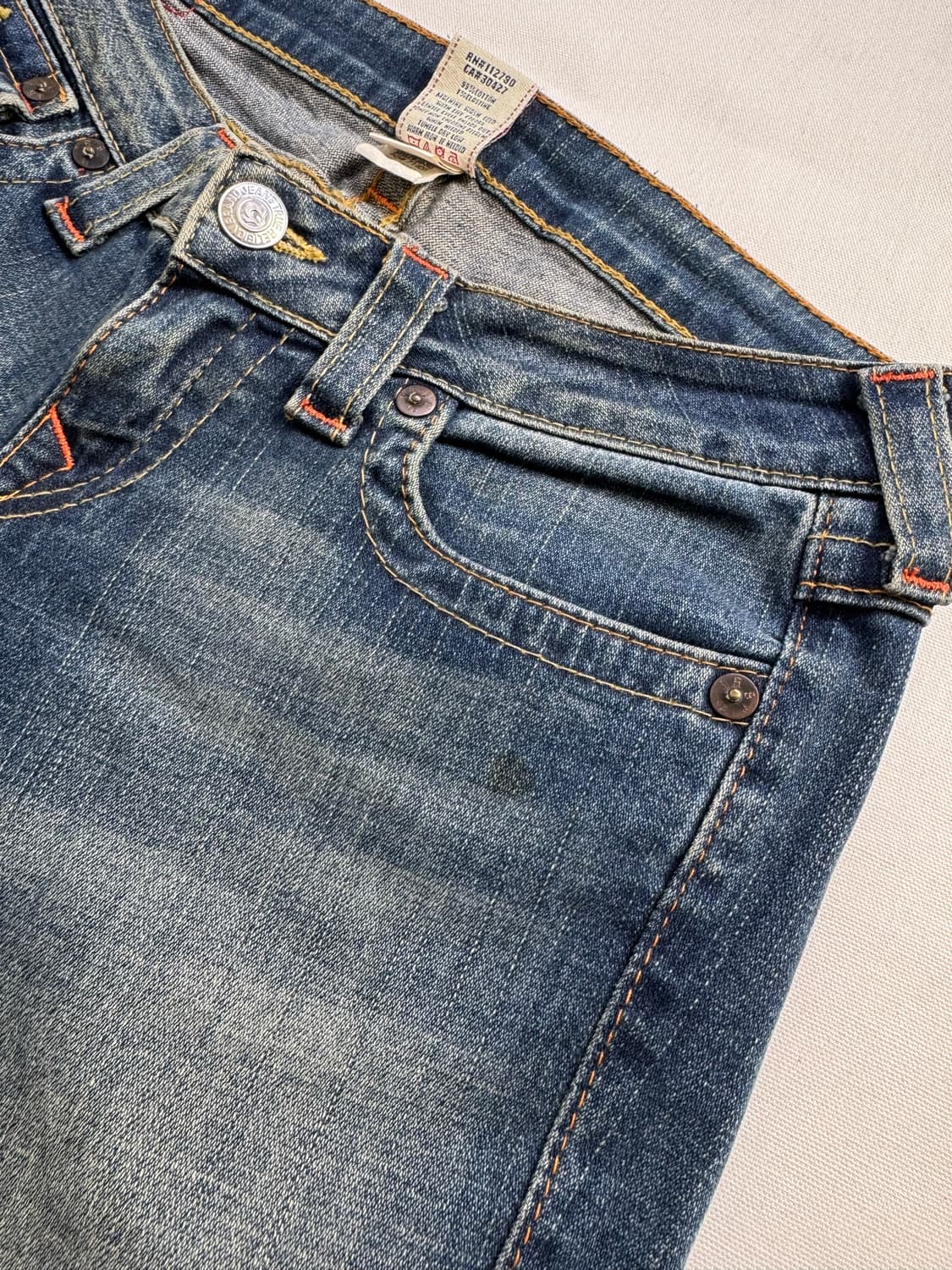 truereligion 트루릴리젼 조이 로우 라이즈 부츠컷 팬츠 상품이미지7