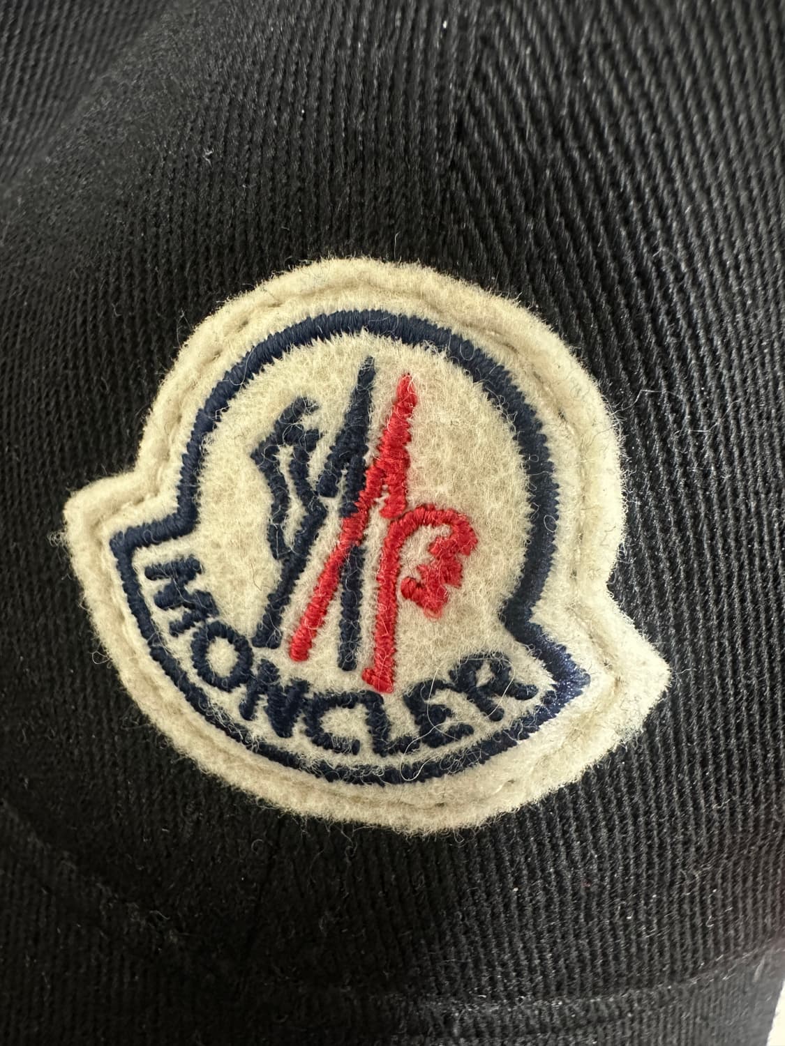 몽클레어 볼캡 상품이미지1