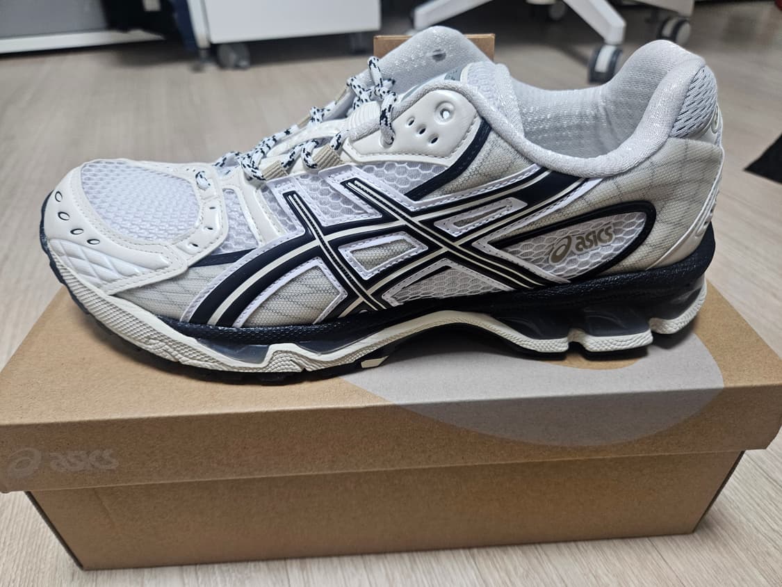 아식스 젤님버스 10.1 275 새상품 상품이미지5