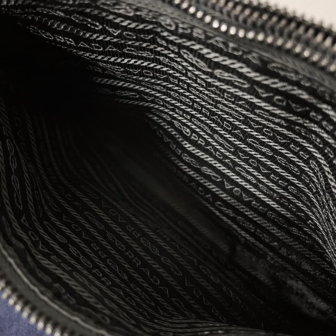 [S급/정품] 프라다 리나일론 블랙 숄더백 크로스백 가방 상품이미지8