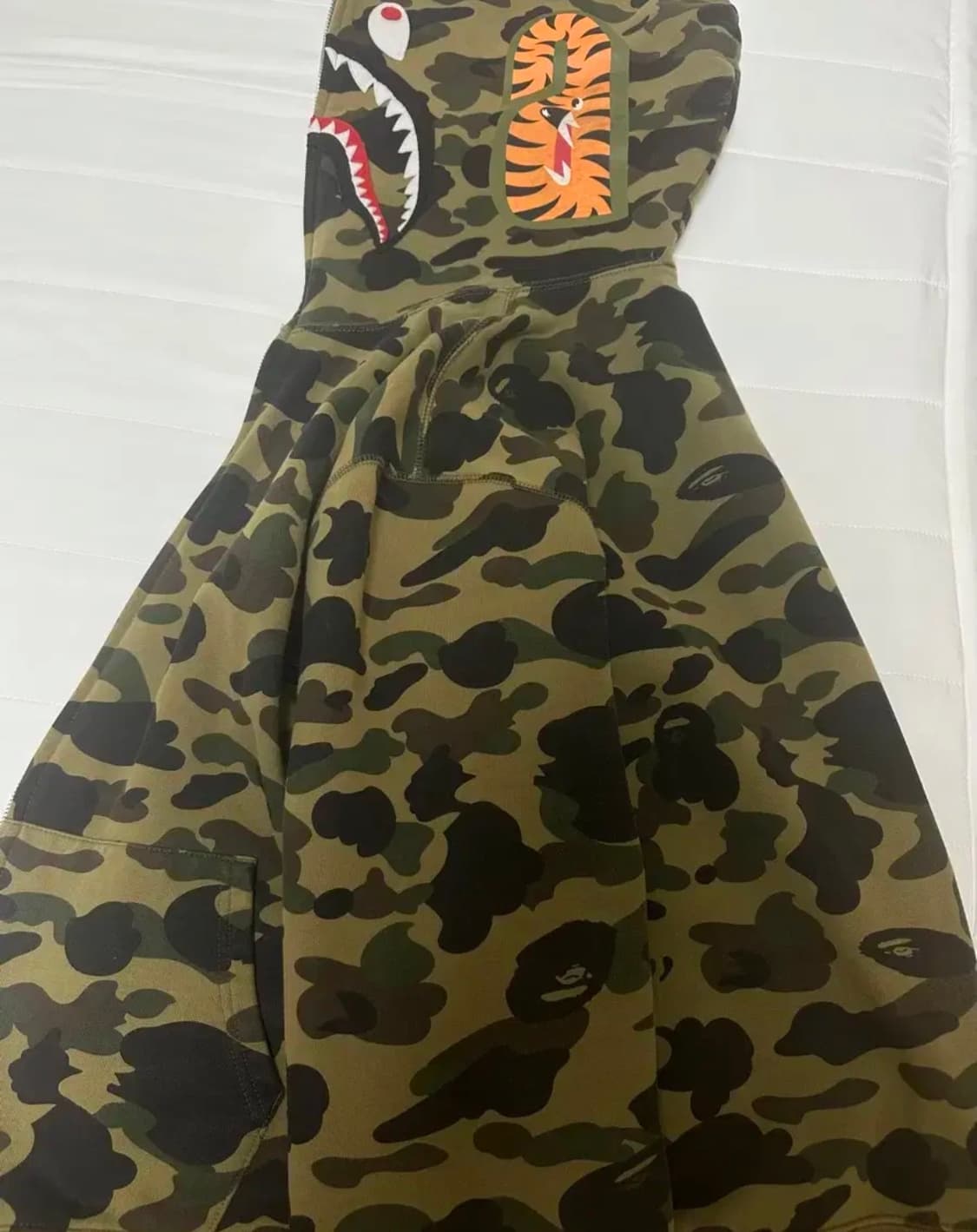 베이프 샤크후드 녹계 2xl 상품이미지1