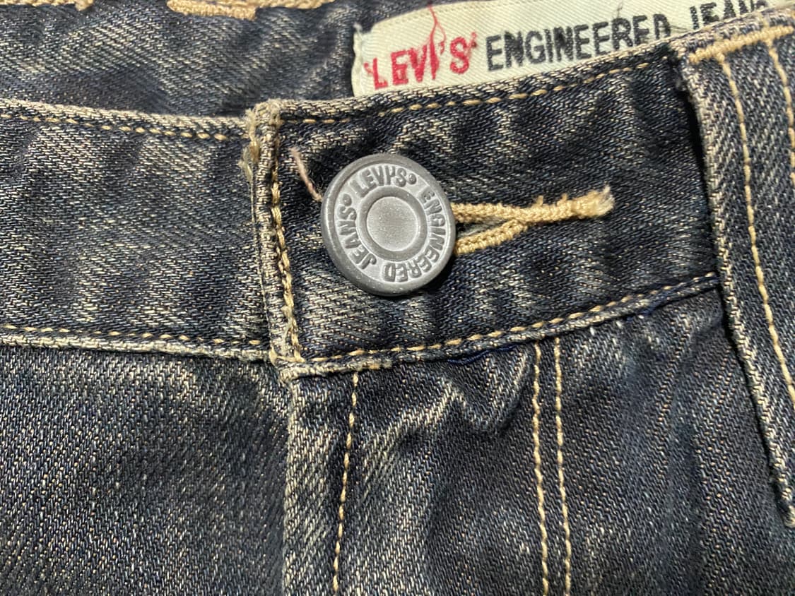 Levi's engineered jeans 데님숏팬츠 여성용 27/32 상품이미지3