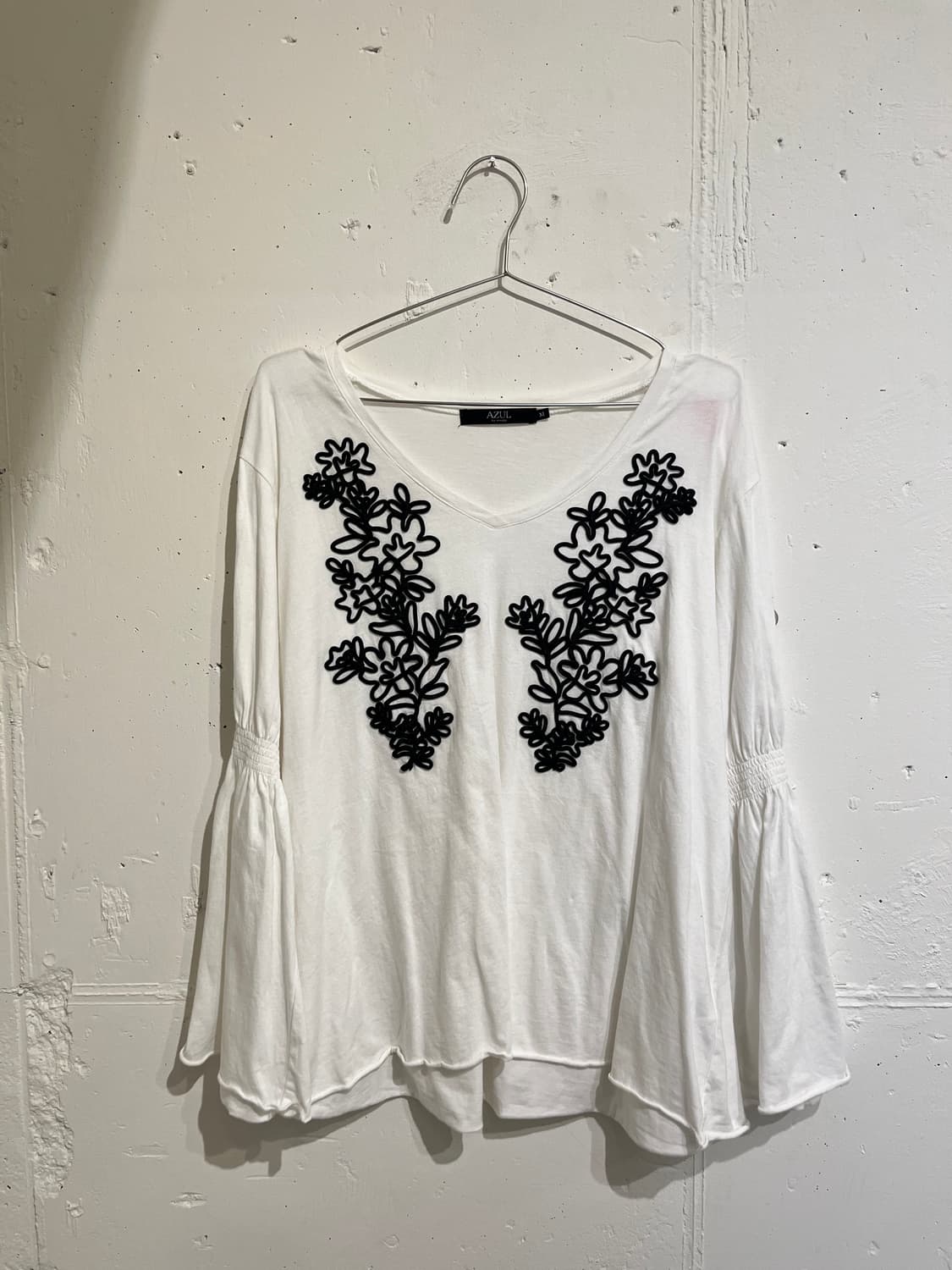 AZUL by MOUSSY embroidery sleeve 상품이미지1