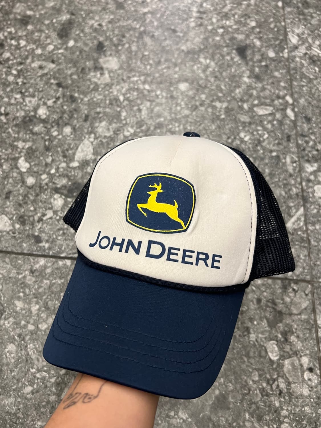 존 디어 메쉬캡 처분  상품이미지1
