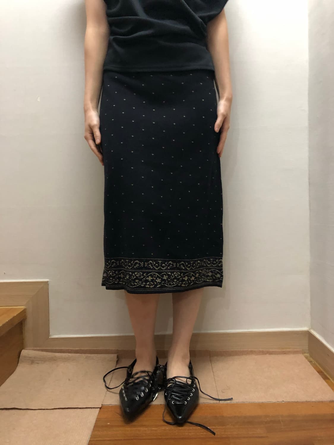 빈티지 블랙 오리엔탈 도트 미디 스커트 상품이미지4
