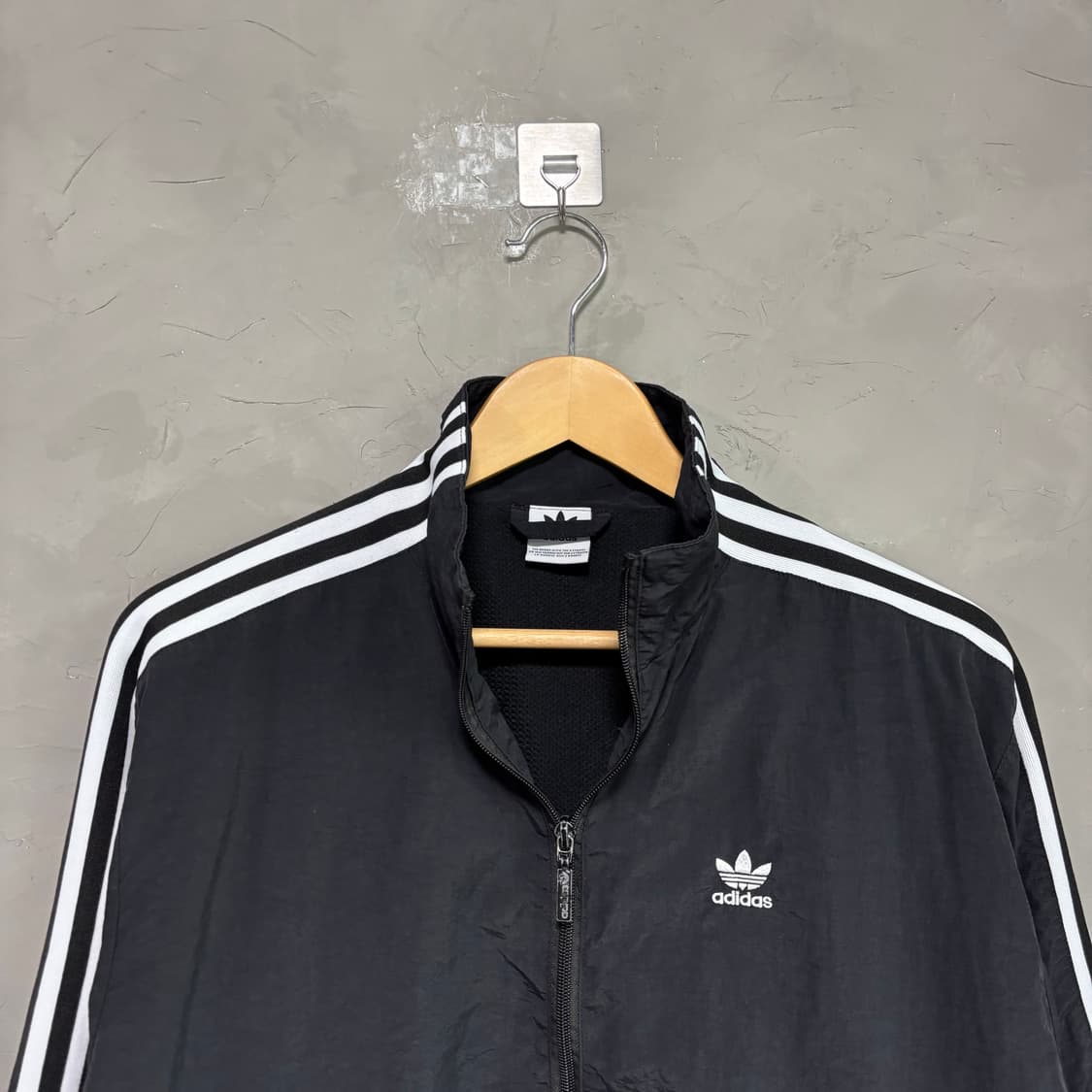 아디다스 파이어버드 락업 트랙탑 바람막이 블랙 상품이미지2