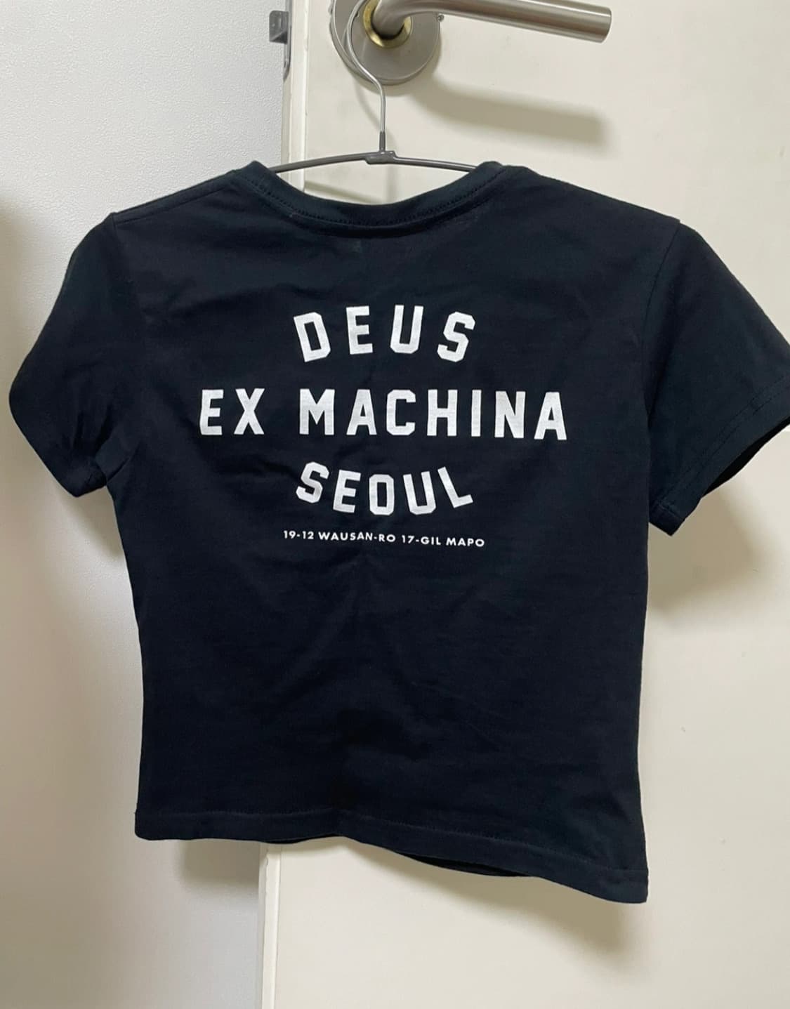 데우스 엑스 마키나 크롭티 상품이미지2