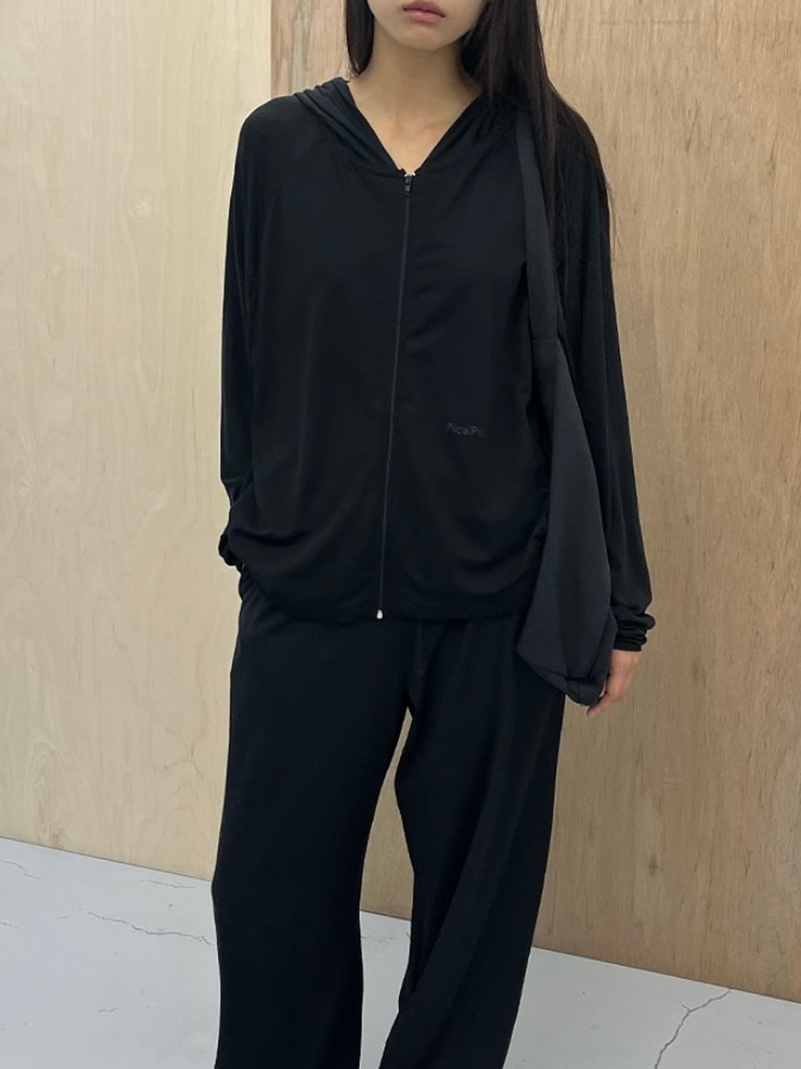 pica 후드 집업 상품이미지7
