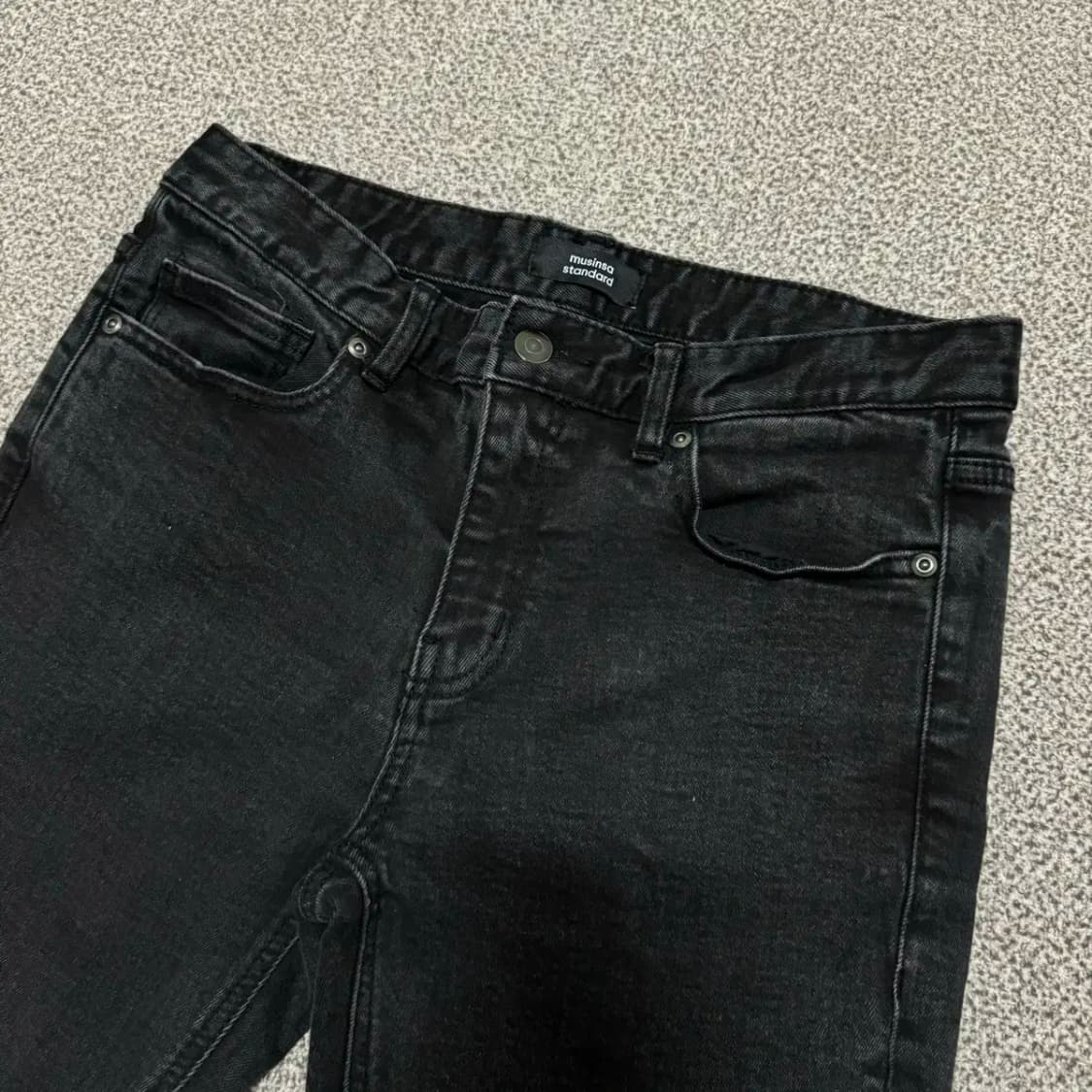 31 무신사스탠다드 흑청바지 상품이미지6